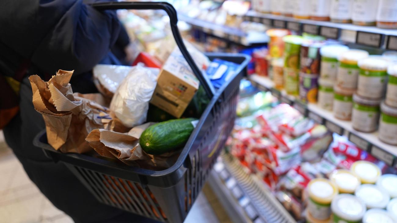 Food prices: Federal government task force examines food prices