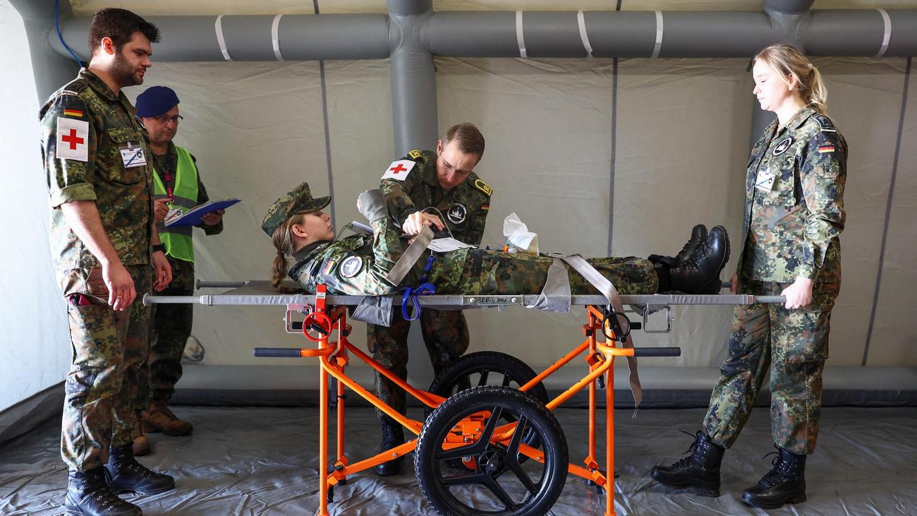 Hospitals in the event of war: Imagine Germany is at war…