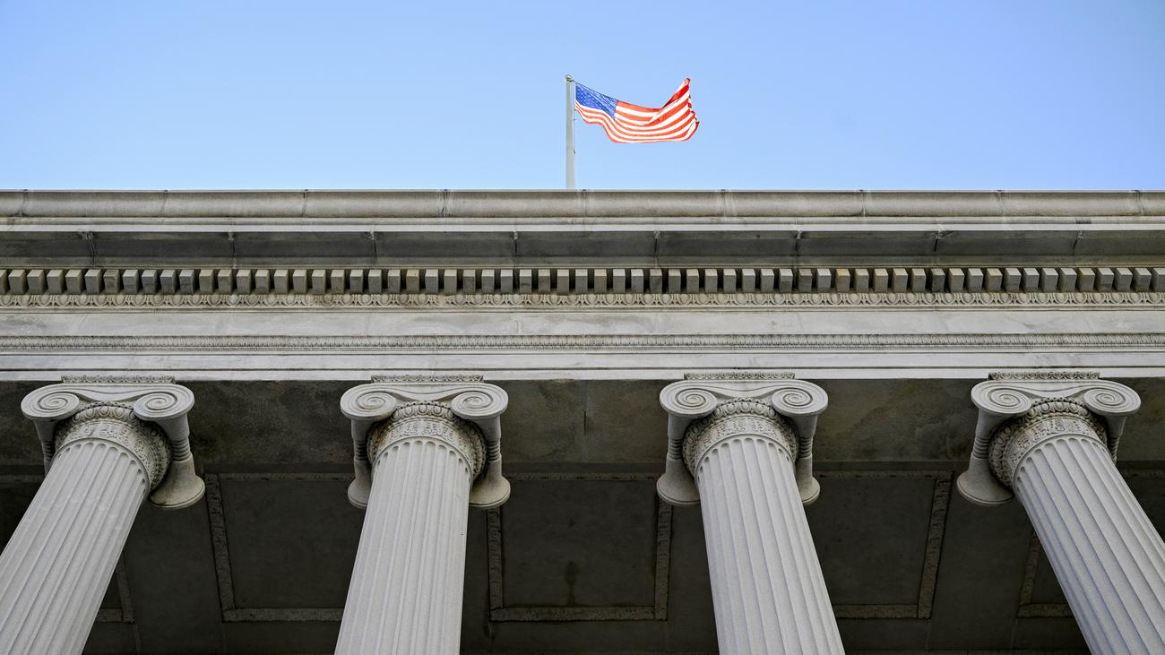 US sanctions: Trump’s rogue list | THE TIME